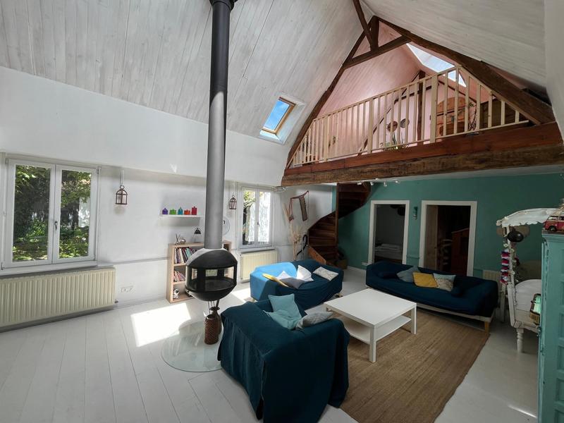 Maison - 115 m² - 9 pièces