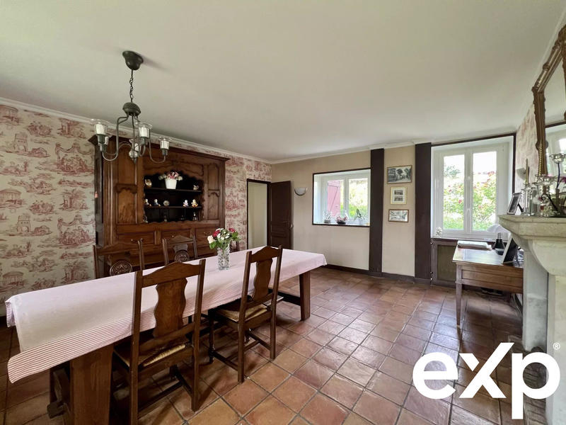 Maison - 148 m² - 9 pièces