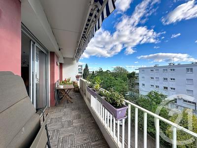 Appartement - 78 m² - 4 pièces