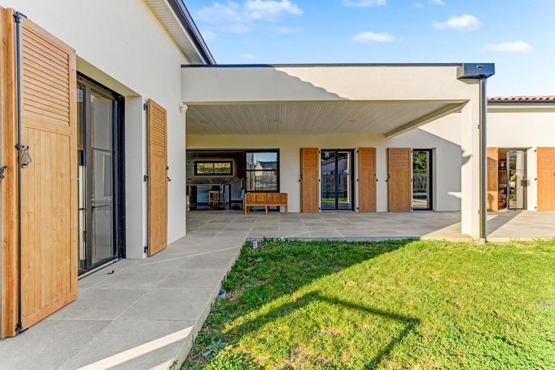 Maison - 140 m² - 4 pièces