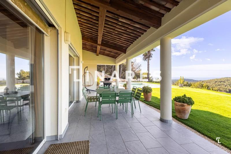 Maison - 168 m² - 5 pièces