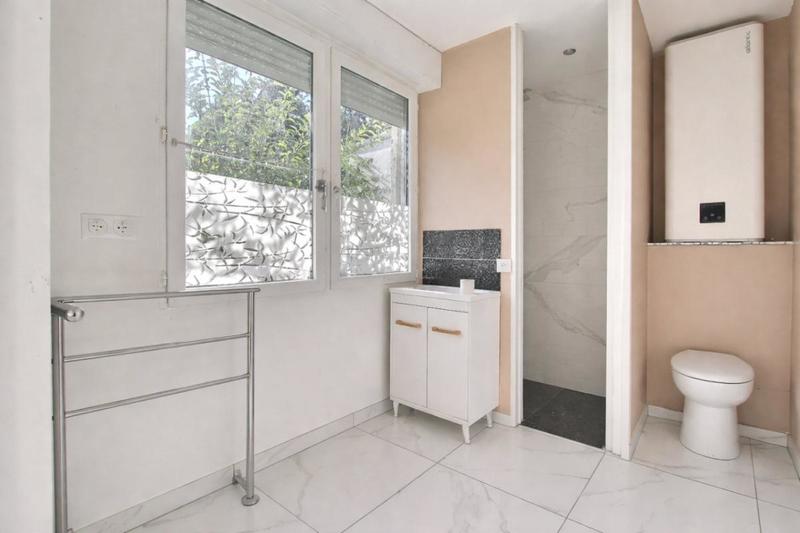 Maison - 185 m² - 6 pièces