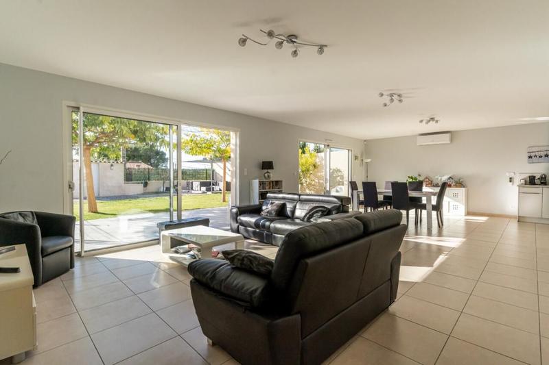 Maison - 94 m² - 4 pièces