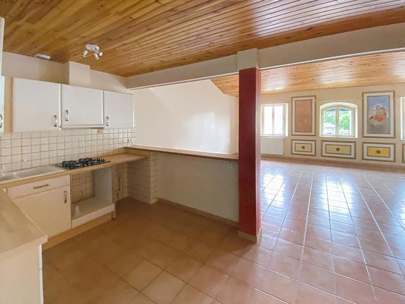 Maison - 200 m² - 7 pièces