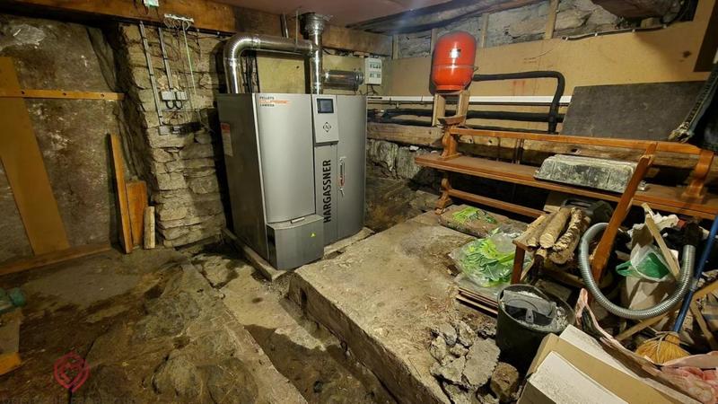 Demeure - 305 m² - 10 pièces