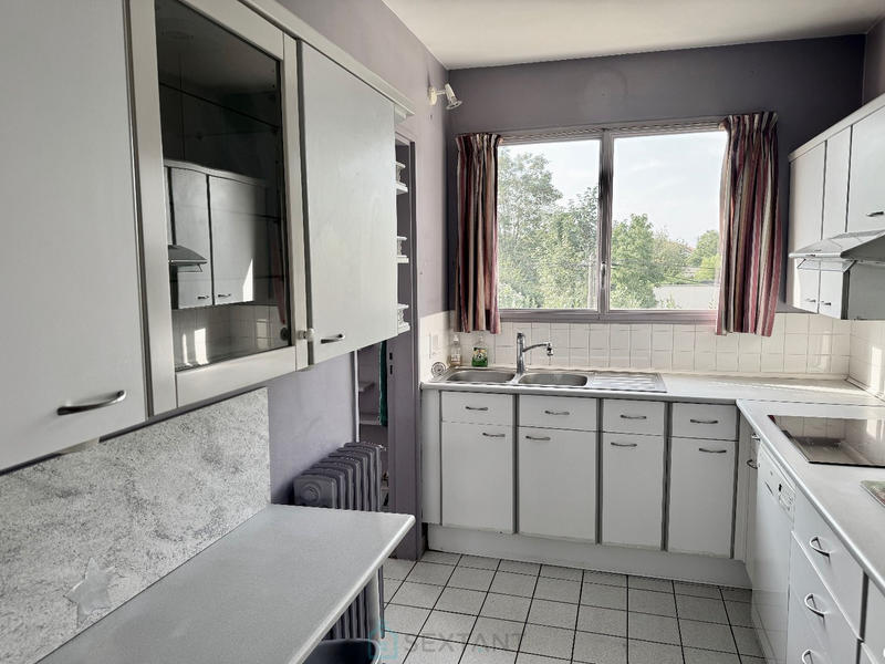 Appartement - 80 m² - 4 pièces