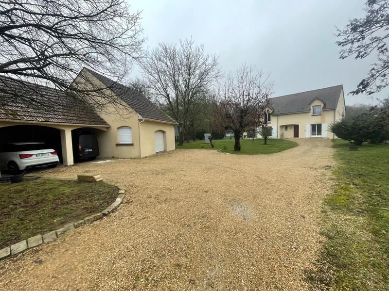 Maison - 168 m² - 7 pièces