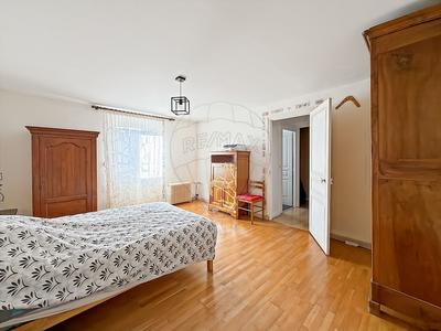 Maison - 161 m² - 5 pièces