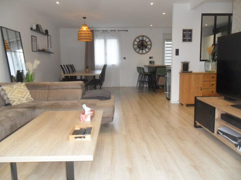 Maison - 165 m² - 6 pièces