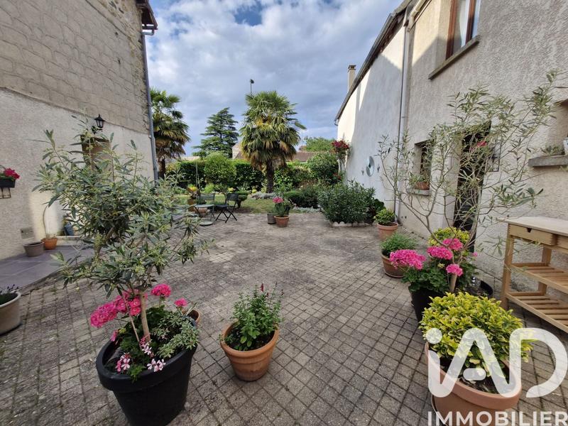 Maison - 140 m² - 5 pièces