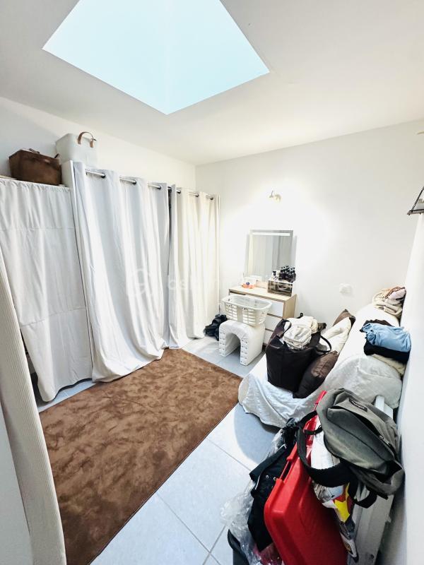 Immeuble - 130 m² - 7 pièces