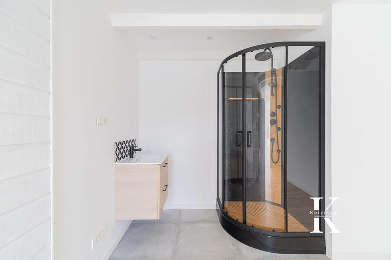 Maison - 104 m² - 5 pièces