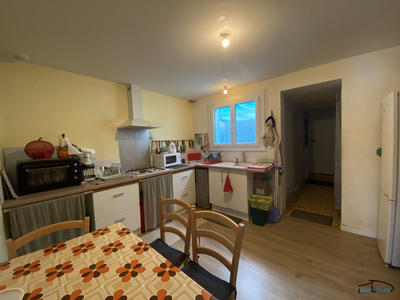 Maison - 80 m² - 4 pièces