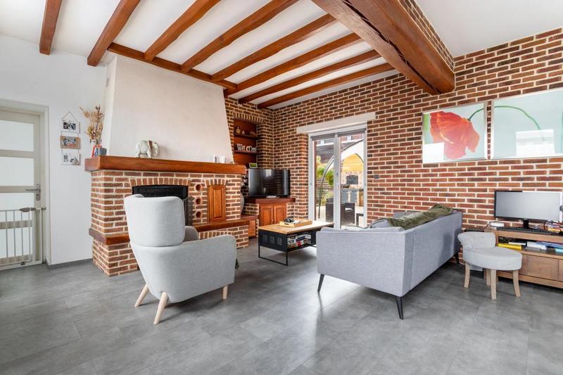 Maison - 229 m² - 8 pièces