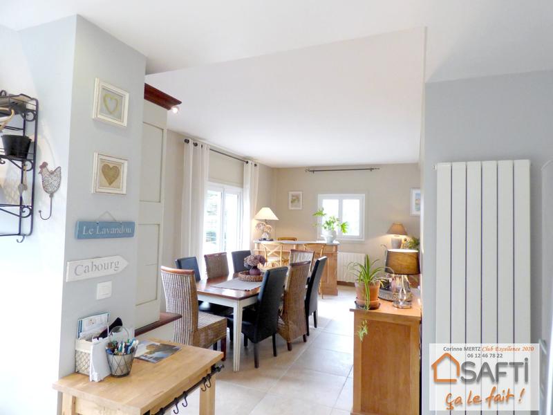 Maison - 246 m² - 8 pièces