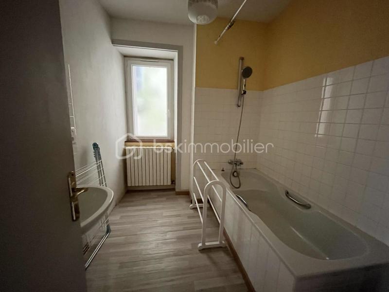 Appartement - 96 m² - 4 pièces