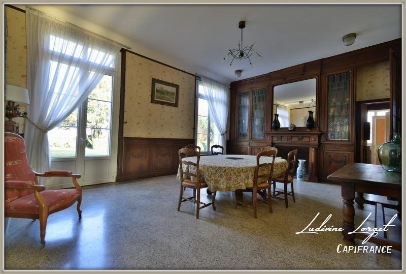 Corps de ferme - 336 m² - 10 pièces