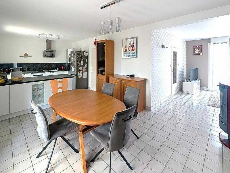 Maison - 117 m² - 6 pièces