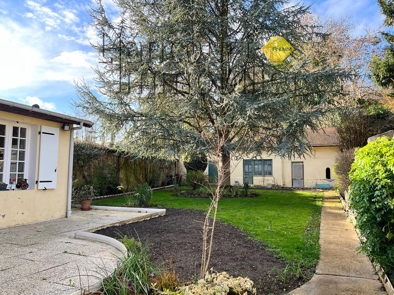 Maison - 150 m² - 7 pièces