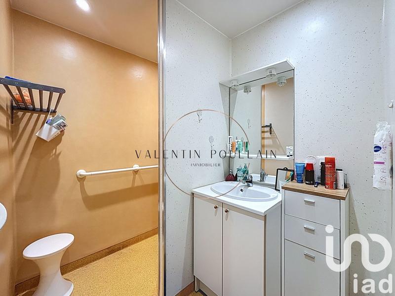 Maison - 181 m² - 7 pièces