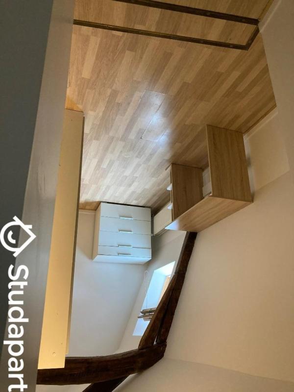 Chambre - 15 m² - 1 pièce