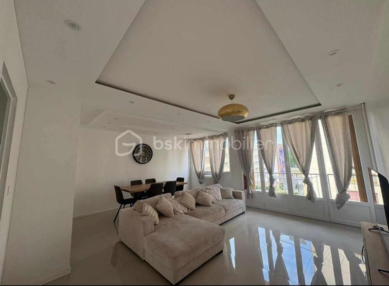 Appartement - 68 m² - 3 pièces