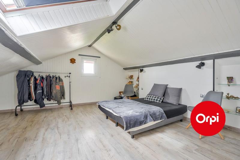 Appartement - 101 m² - 4 pièces