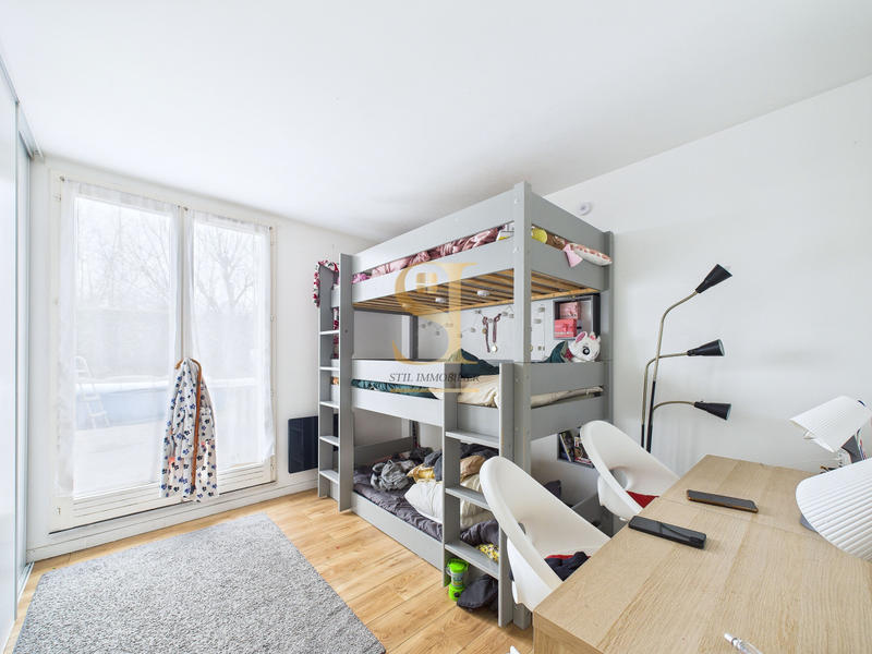 Maison - 95 m² - 5 pièces