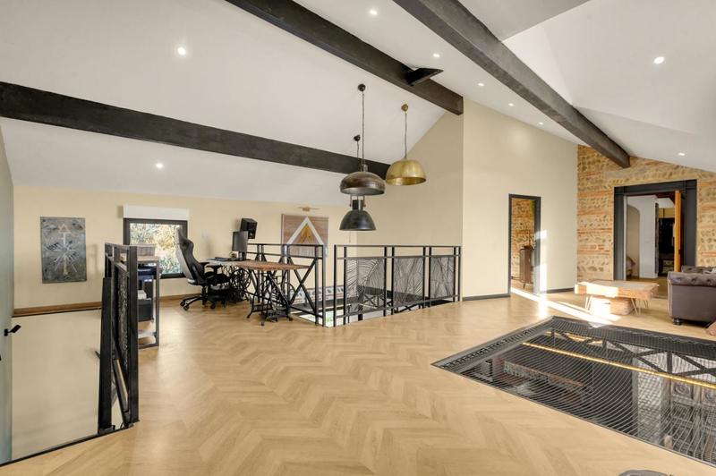 Maison - 187 m² - 4 pièces