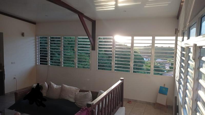 Demeure - 253 m² - 5 pièces