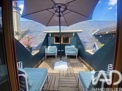 Maison - 196 m² - 6 pièces