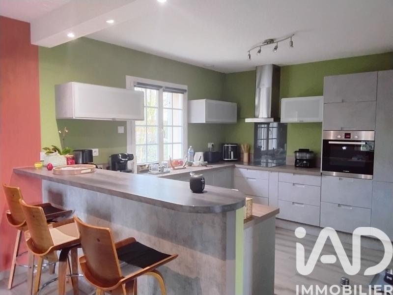 Maison - 140 m² - 8 pièces