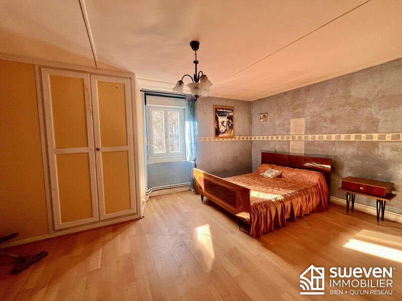 Maison ancienne - 188 m² - 6 pièces