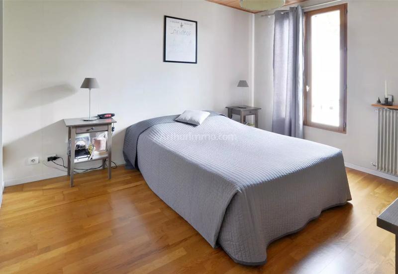 Maison - 90 m² - 5 pièces