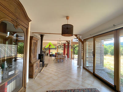 Maison - 139 m² - 5 pièces