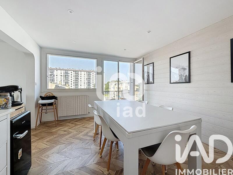 Appartement - 88 m² - 5 pièces