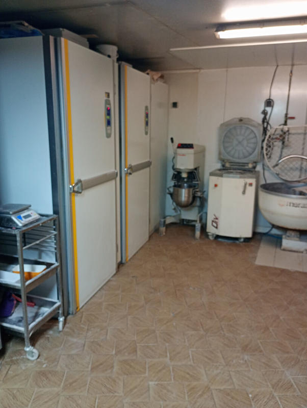 Fonds de commerce - 300 m²