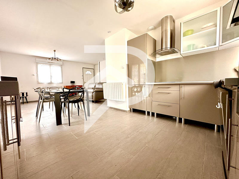 Maison - 88 m² - 5 pièces