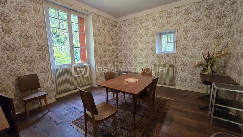 Maison de maîtres - 240 m² - 8 pièces