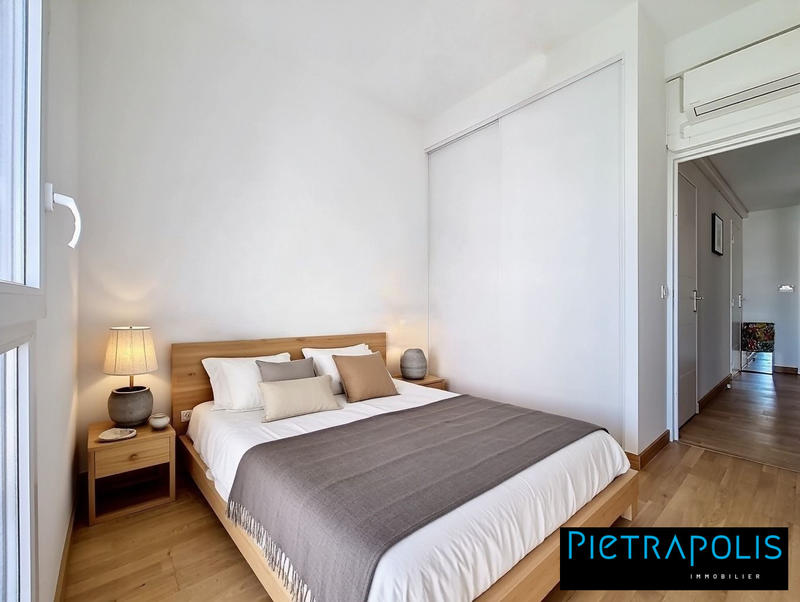 Appartement - 101 m² - 4 pièces