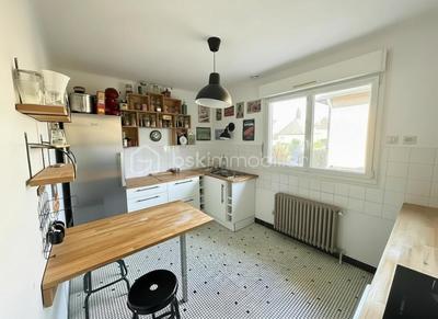 Maison - 121 m² - 6 pièces