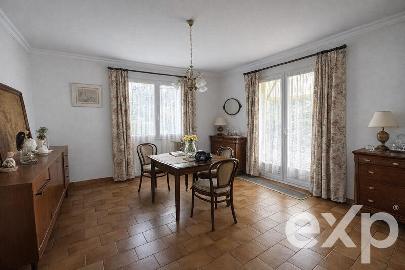 Maison - 170 m² - 5 pièces