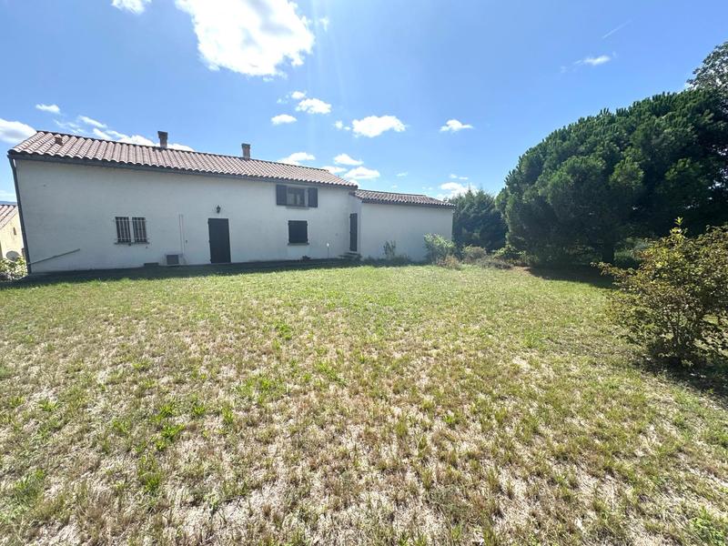 Maison - 184 m² - 7 pièces