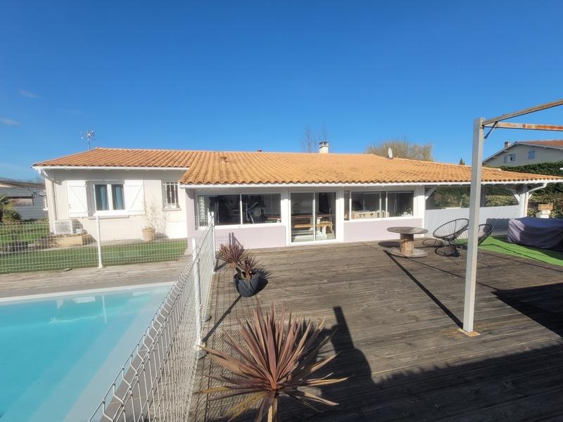 Maison - 110 m² - 5 pièces