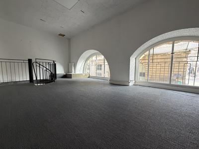 Local commercial - 81 m²