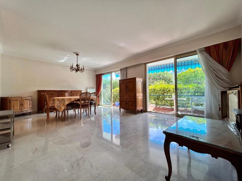 Appartement - 75 m² - 3 pièces