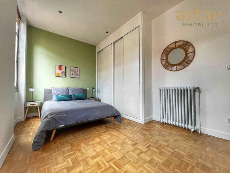 Appartement - 79 m² - 4 pièces