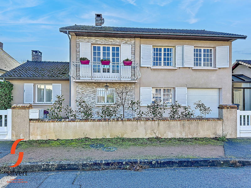 Maison - 144 m² - 6 pièces