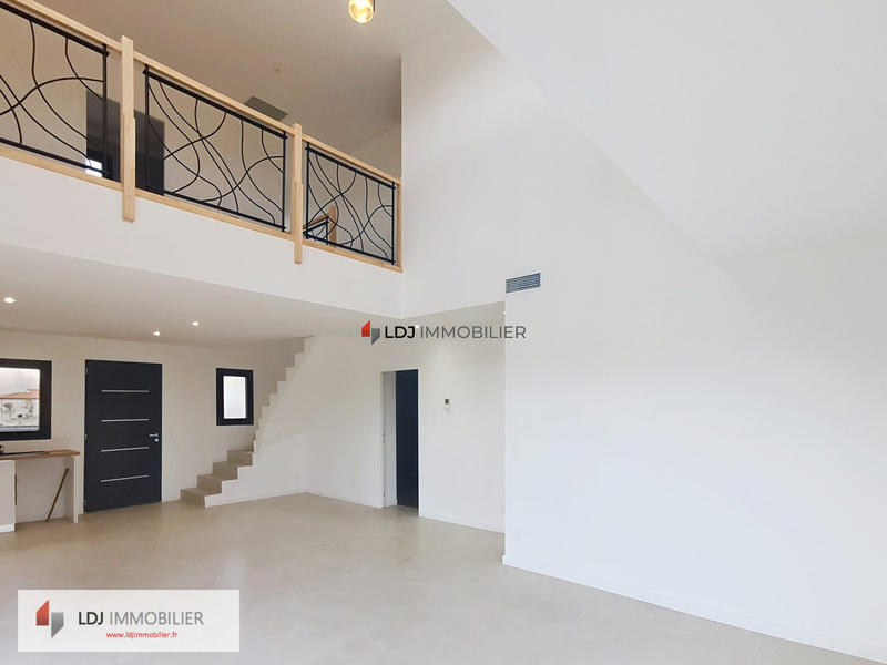 Villa - 99 m² - 4 pièces