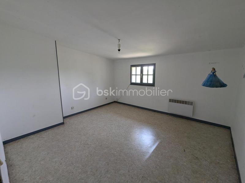 Maison traditionnelle - 250 m² - 11 pièces